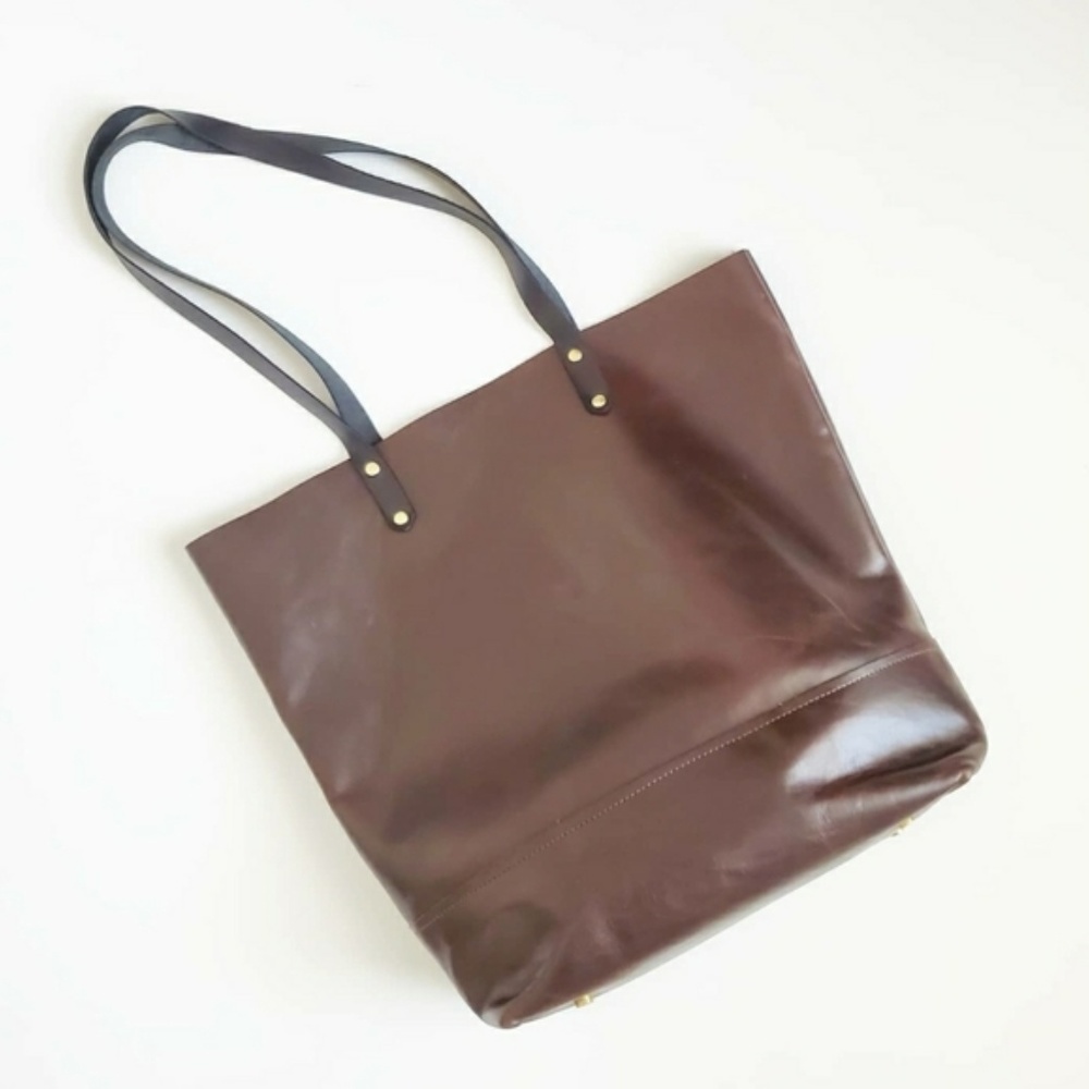 R. Riveter Special Edition Leather Tote Cavalier - Picture 4 of 8